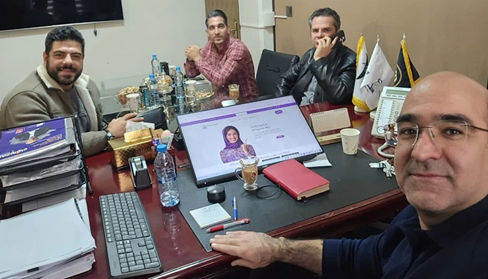 جلسه مشاوره حرفه ای با دکترمیرابی