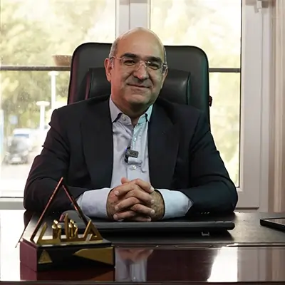 دکتر احمد میرابی