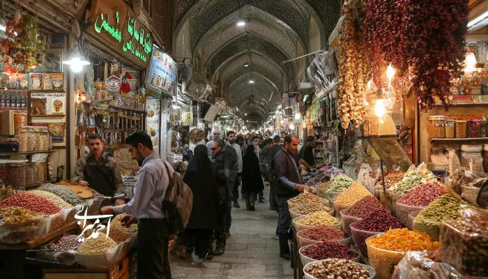 نمایی از بازار ستنی در ایران