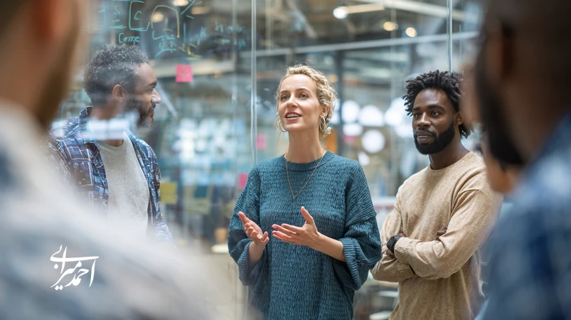 رهبران انسانی در سلامت در حال هدایت تیم کلینیکی با نقشه همدلی و مرور مورد؛ تلفیق تخصص، اعتماد و ارتباط مؤثر برای بهبود تجربه بیمار